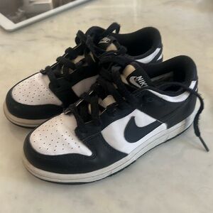 Little kid Nike Panda Dunks low